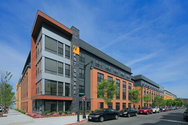 Building Photo - 247 D St