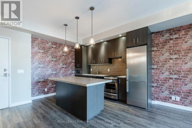 Building Photo - 457-457 Plains Rd E
