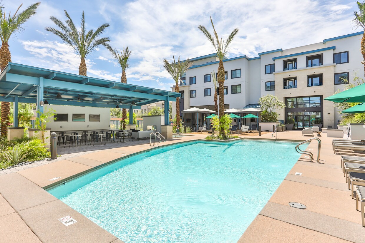 Foto principal - Lakeside Drive Apartments