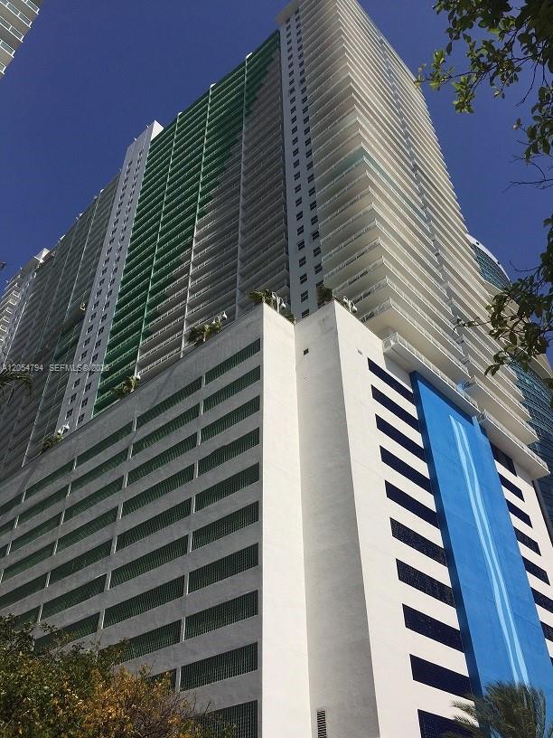 Building Photo - 1200 Brickell Bay Dr