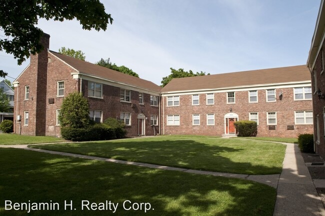 Building Photo - 133 S Harrison St