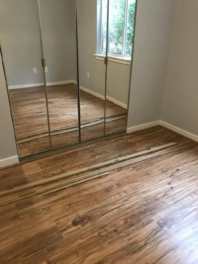 Photo - 2 bed condo for rent in the city near William and Mary College