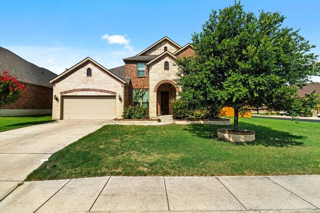 Foto del edificio - Spacious 4-Bedroom Sanctuary with 3.5 Bath...