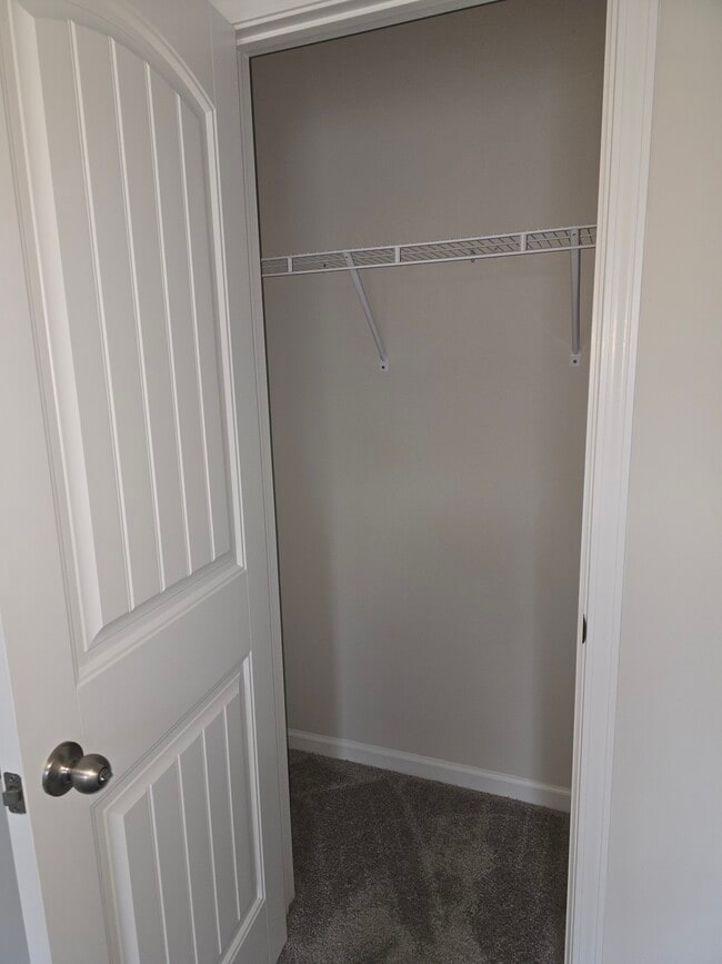 Building Photo - 150 Spyglass Ln