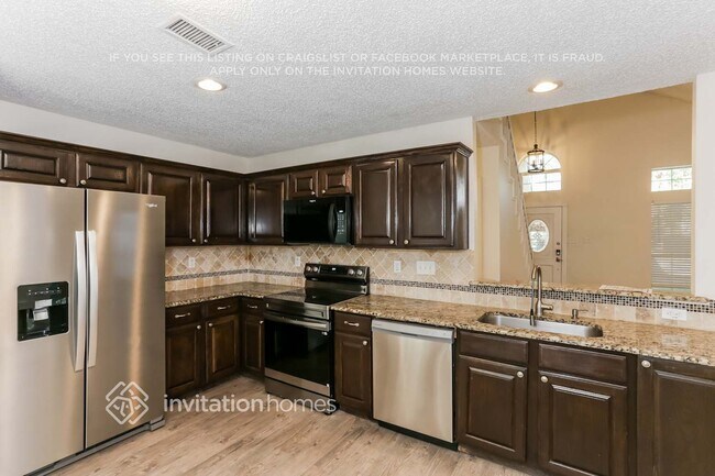 Building Photo - 1010 Silver Spruce Dr