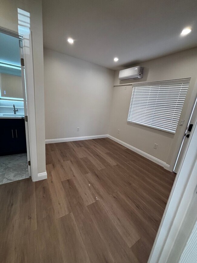 Foto del edificio - Brand-New Luxury 1 Bedroom, 1 Bathroom ADU for Rent – Alhambra