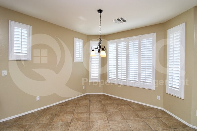 Building Photo - 21061 N Bustos Way