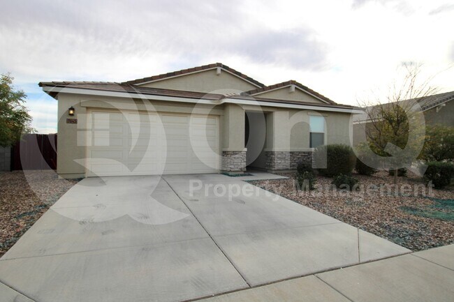 Building Photo - 7043 E Gamebird Way