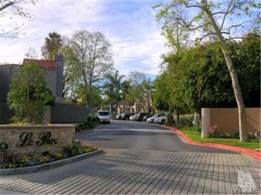 Building Photo - 1109 Tivoli Ln