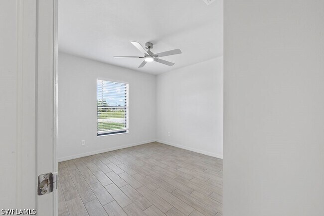 Foto del edificio - 3429 SW 8th Pl