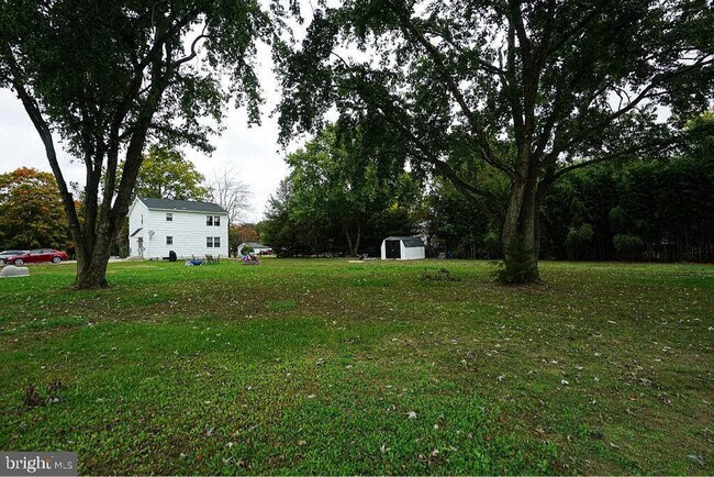 Foto del edificio - 488 Taylor Rd