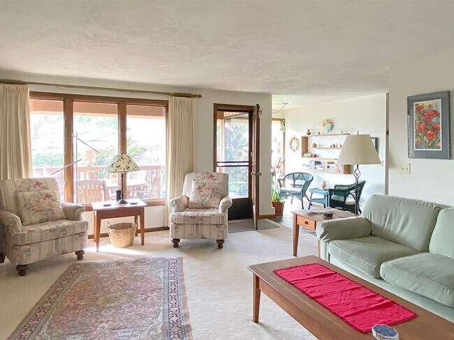 Building Photo - Fully Furnished Single Level Home in NW Co...