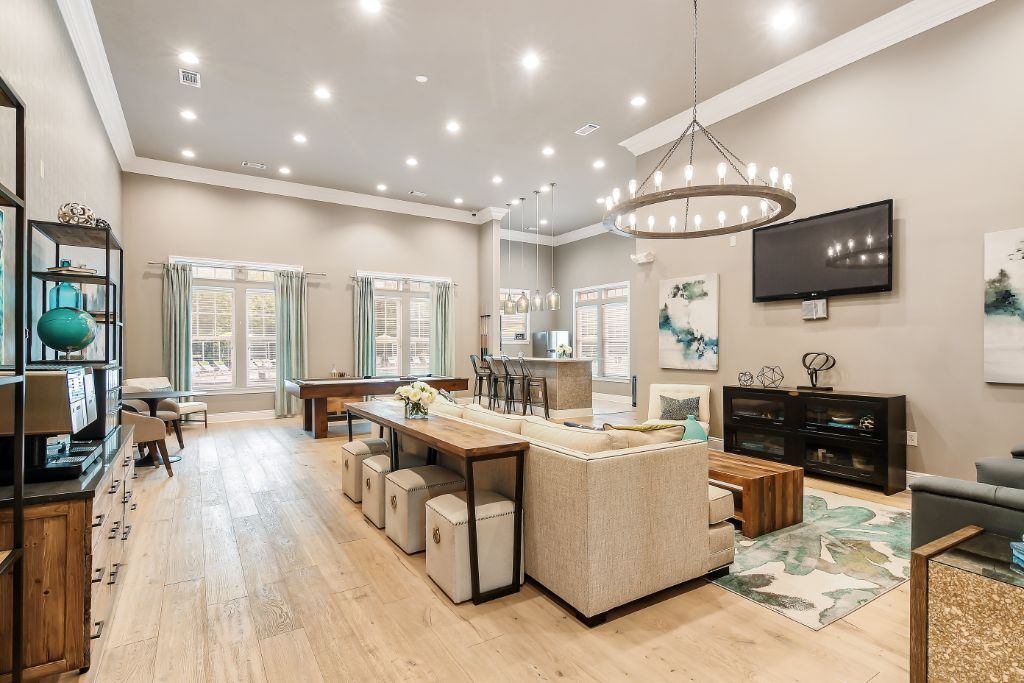 Charleston Apartment Homes Apartments in Mobile, AL