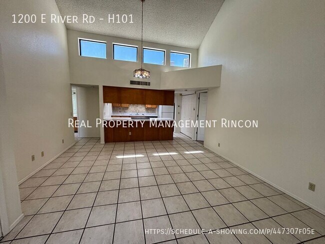 Foto del edificio - 1200 E River Rd