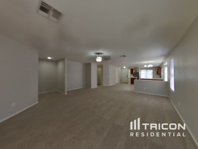 Foto del edificio - 10348 E Calypso Ave