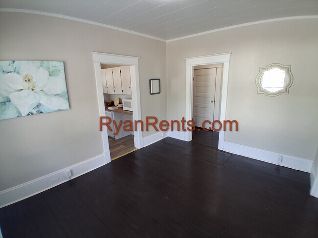 Foto del edificio - 1205 S Franklin St