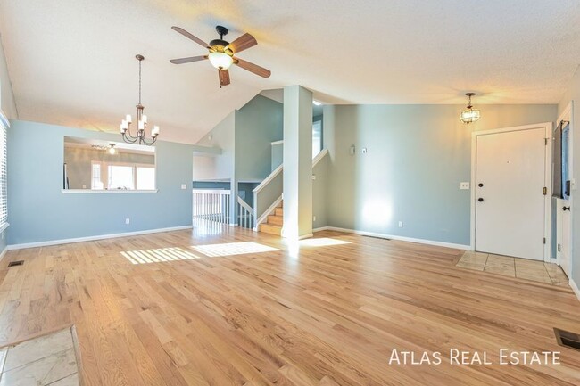 Building Photo - Spacious 3-Bedroom Home with Multiple Livi...