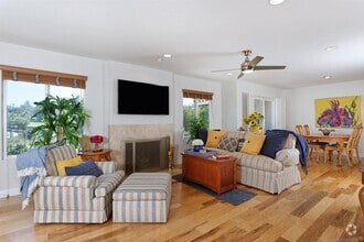Building Photo - 167 Jalapa Ct