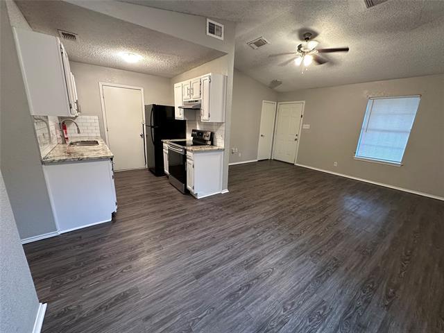 Foto del edificio - 1459 Woodhall Ct