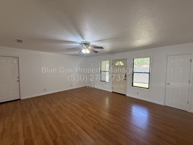 Foto del edificio - 1515 Hemlock St