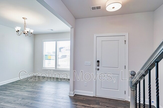Foto del edificio - 151 Mayfield Crossing Ln