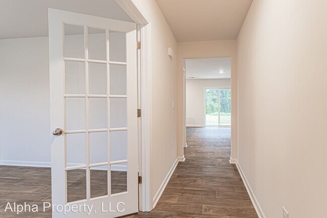 Building Photo - 3 br, 2.5 bath House - 3704 Brookshade Trl
