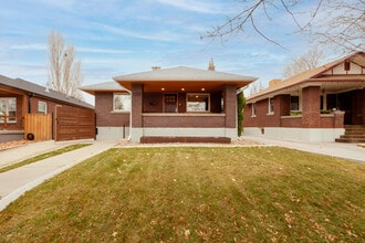 Building Photo - 1139 E Sherman Ave