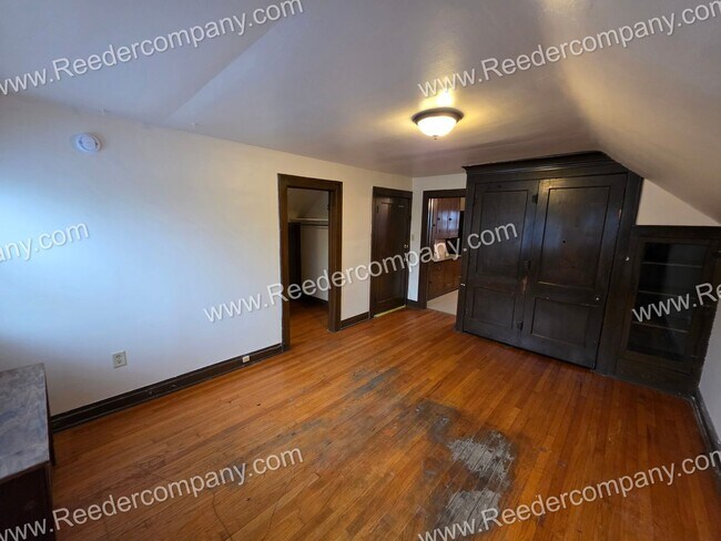 Foto del edificio - 625 Roosevelt Dr