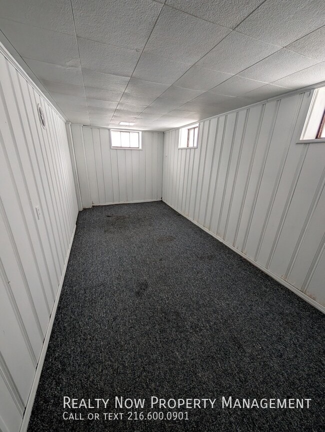 Foto del edificio - 21771 Morris Ave