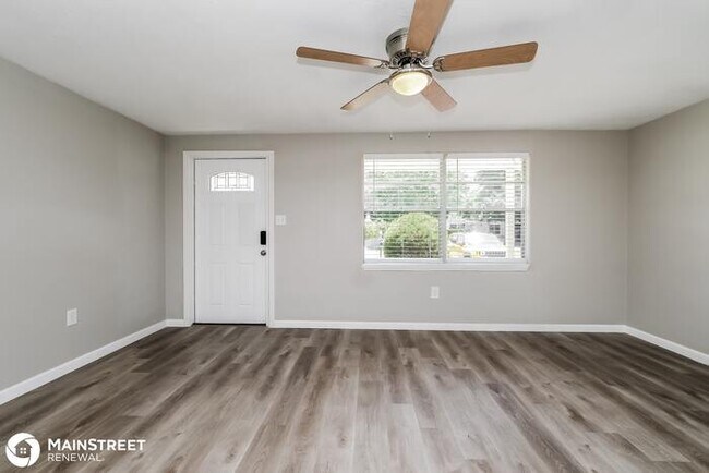 Building Photo - 7323 CYPRESS DR, NEW PORT RICHEY, FL 34653