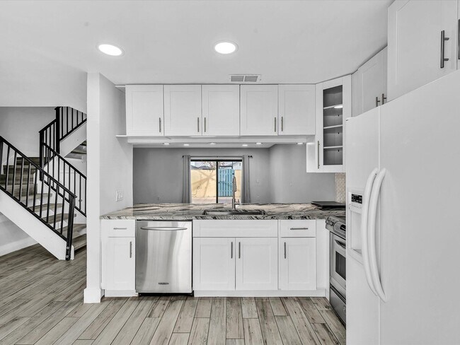 Foto del edificio - 9095 SW 21st Ct