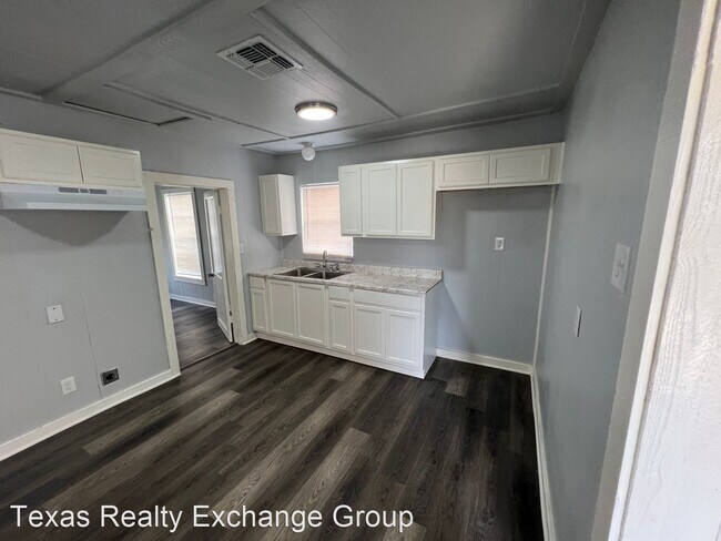 Building Photo - 2 br, 1 bath House - 926 Talmadge