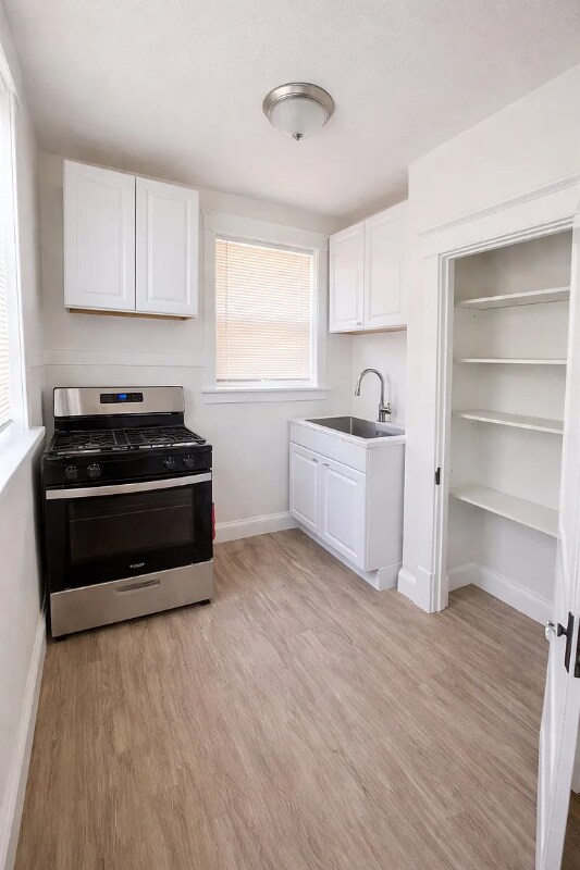 Foto del edificio - 5335 Bancroft Ave