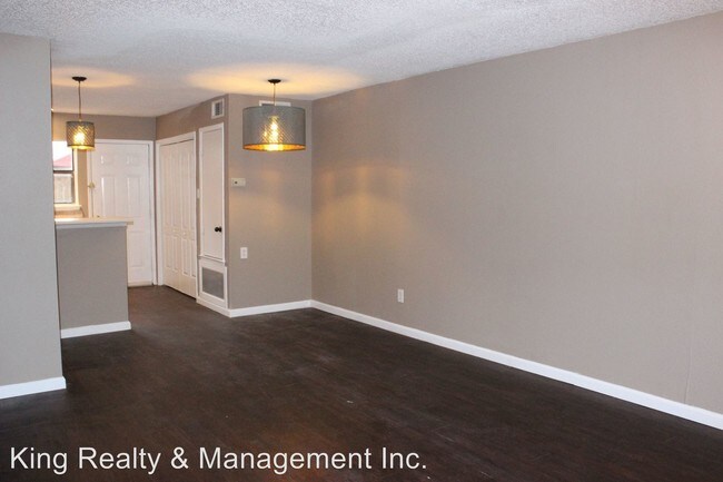 Building Photo - 217 Shrum Ct
