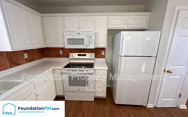 Foto del edificio - 1066 W Montebello Cir