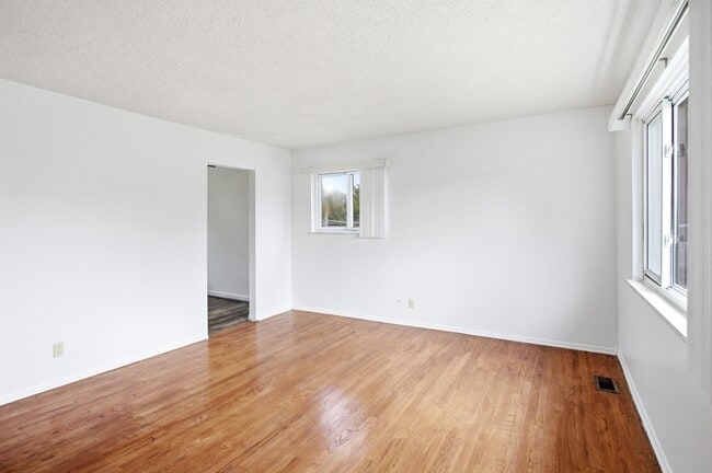 Building Photo - 3840 Williams St