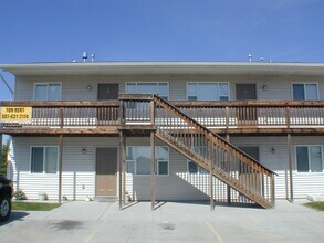 Building Photo - 304 Snyder Ave