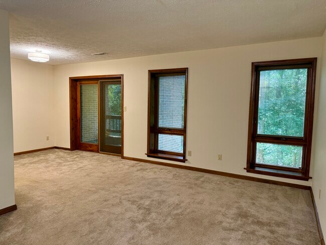 Foto del edificio - 23243 White Birch Ct