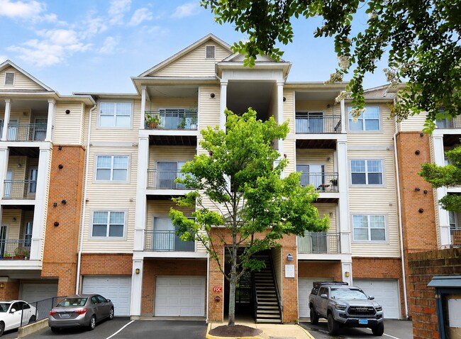 Exterior del edificio - 4405 Weatherington Lane, Fairfax, VA 22030
