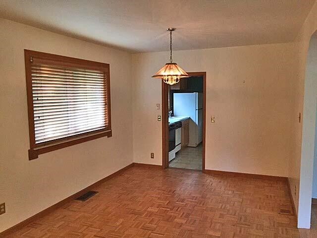Building Photo - 1308 Jewett Ave