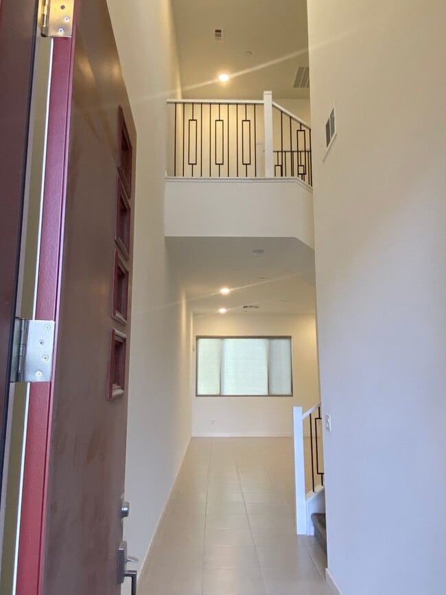 Building Photo - AMERICANA Property Mgmt - New Modern 3 beds - 2 story Townhouse in Inspirada