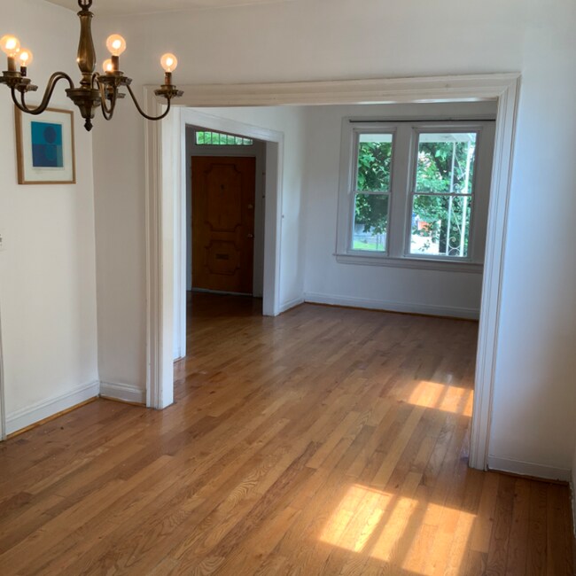 Foto del edificio - 1408 Perry Pl NW