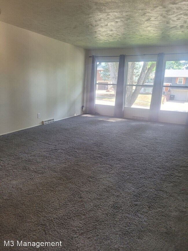 Foto del edificio - 3 br, 2 bath House - 13427 Pine Street