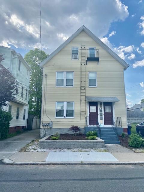 Building Photo - 25 10th St