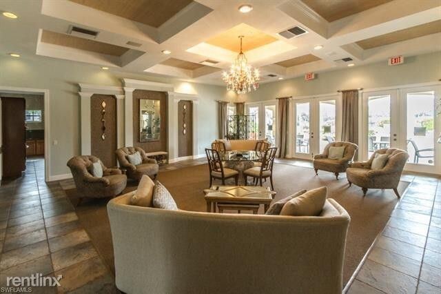 Building Photo - 1690 Tarpon Bay Dr S