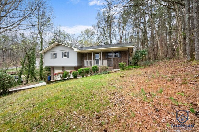 Foto del edificio - 3 bd 2 ba home in Rainbow City!