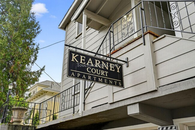 Foto del edificio - Charming 1 Bedroom in Portland’s Nob Hill Neighborhood