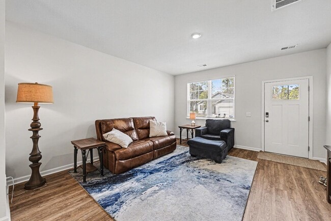 Building Photo - 8859 Shovelnose Ct