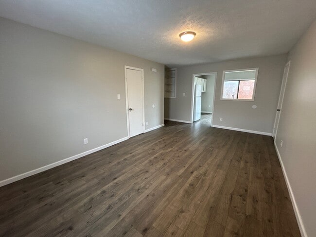 Building Photo - 275 Tinker Hill Cv