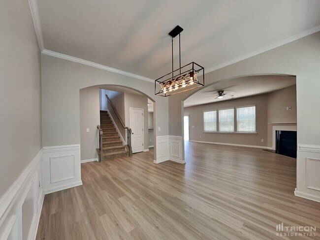 Building Photo - 187 Falls Cove Drive Troutman NC